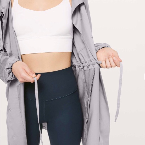lululemon athletica Jackets & Blazers - Lululemon City Stroll trench, size 12